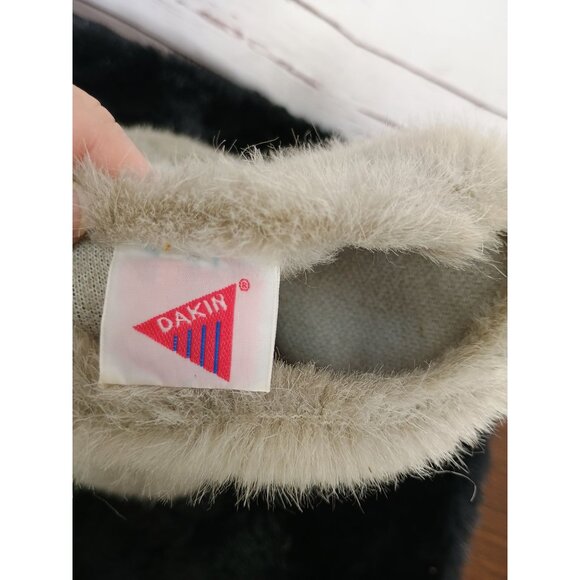 Vintage Dakin Elephant Hand Puppet Plush Stuffed Animal 1985 Interactive Play - Picture 2 of 8